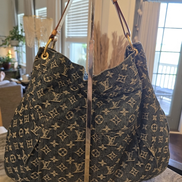 SOLD!! Louis Vuitton DENIM Daily RARE!! - Picture 6 of 11